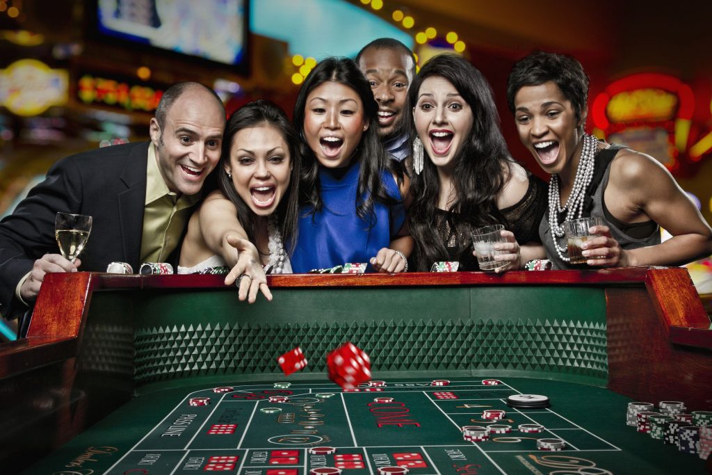 Mobile-Compatible Casino Features Offer Gaming Convenience Anytime and Anywhere